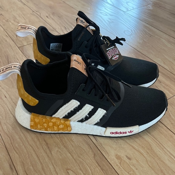 Adidas Women’s Original NMD R1 Sneaker - Picture 3 of 7
